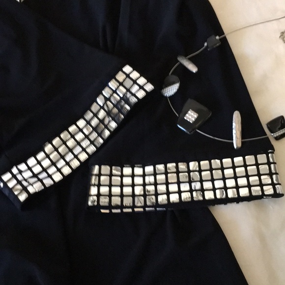 Tiana B. Reflection Black Dress - Picture 8 of 8